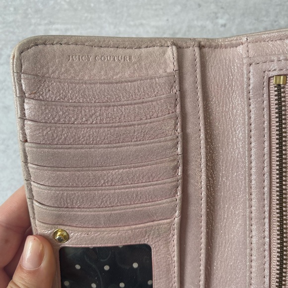 Juicy couture pink shimmer wallet with black and white polka dot details inside - Picture 10 of 13